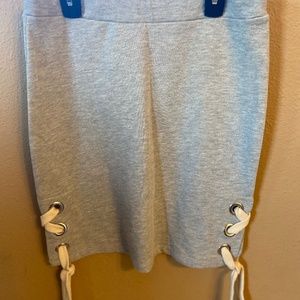 NWT Teen/Girls Gray Skirt